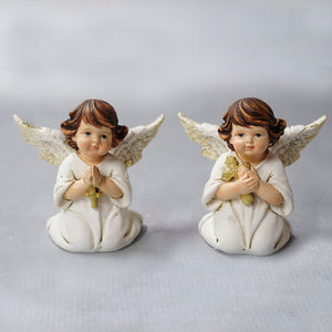 Kneeling Angel With crosse