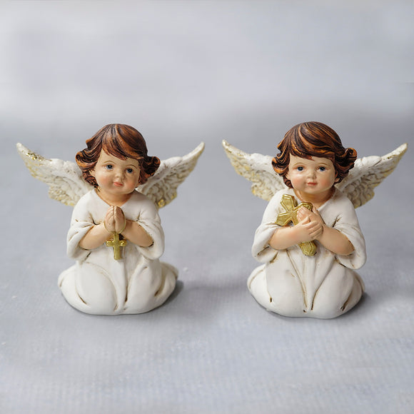 Kneeling Angel With crosse