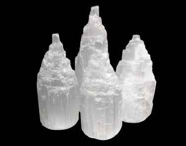 Selenite - Selenite mini mountain